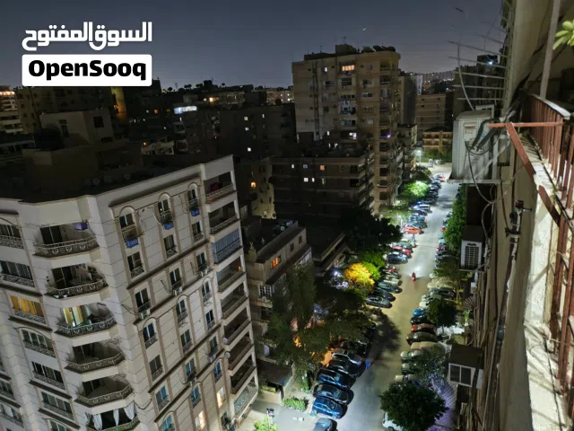 شقه للبيع مدينه نصر احمد الصاوي المنطقه السادسه من المالك مباشره موقع حيوي