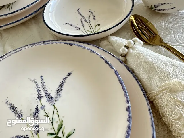 Four-piece ceramic dinnerware