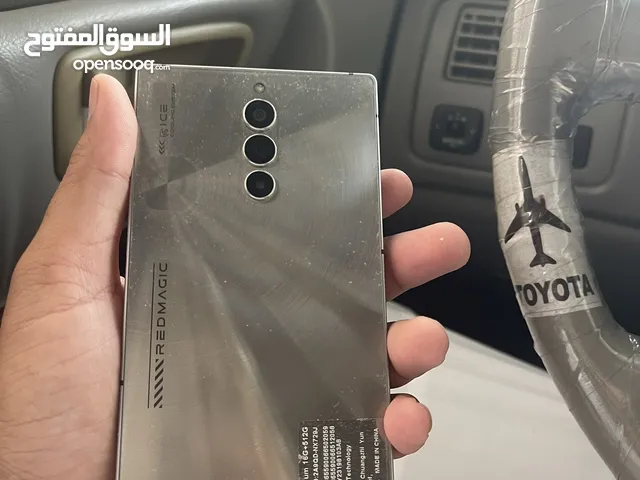 ASUS Zenfone 8 Flip 512 GB in Al Sharqiya