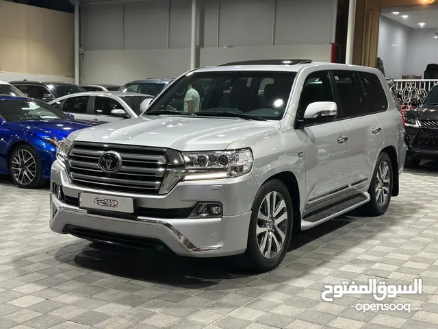 Toyota Land Cruiser Cruiser VXS 5.7