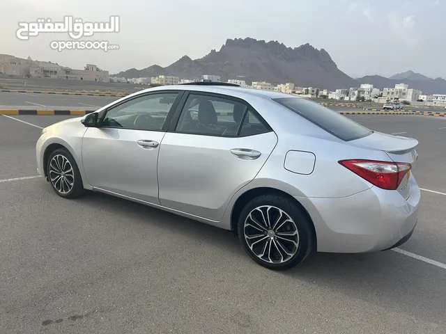 Used Toyota Corolla in Al Dakhiliya