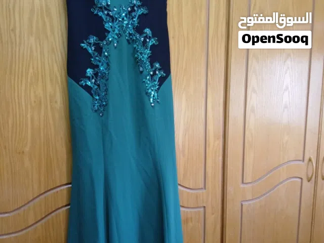 فستان سهرة
