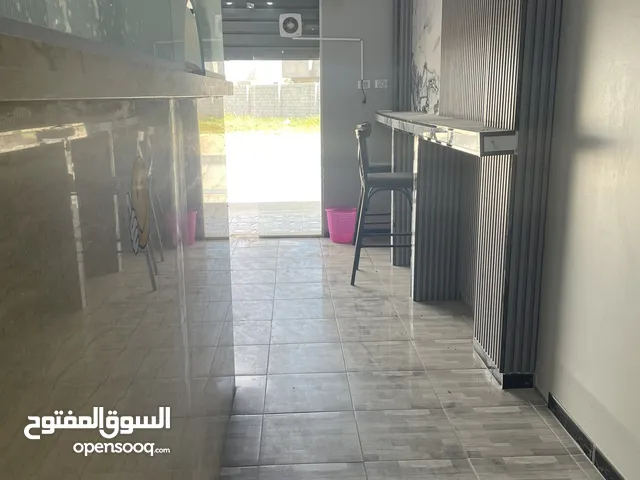 مطعم مكلات خفيفه لليبيع