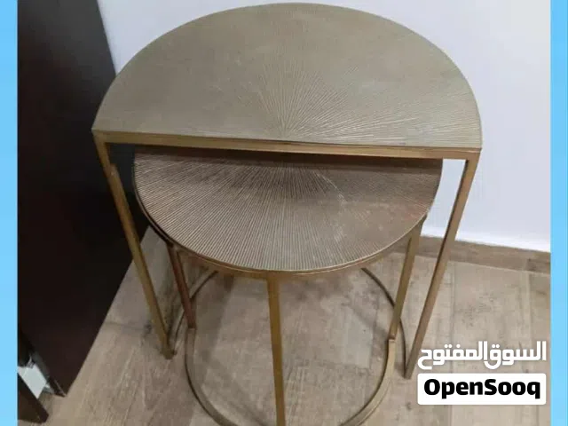 طاولات جانبية