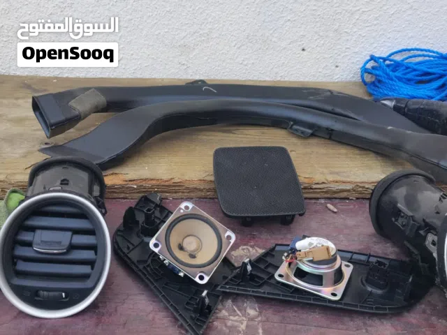 قطع داخلية ( قطع الطابلون) لباثفيندر 2017- 2021