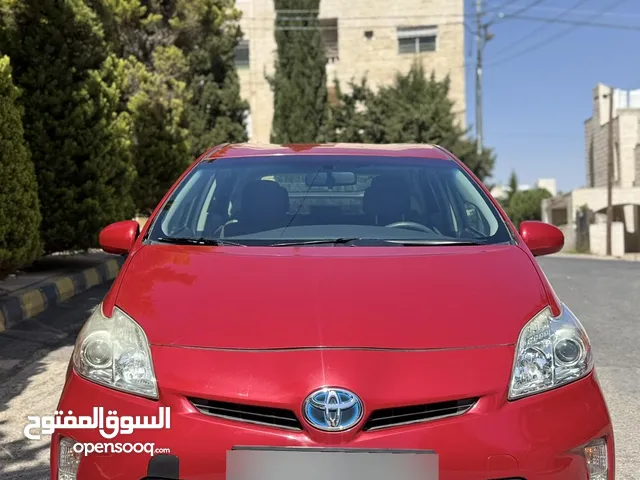 تويوتا بريوس 2014 / 3 جيد بحالة ممتازة
