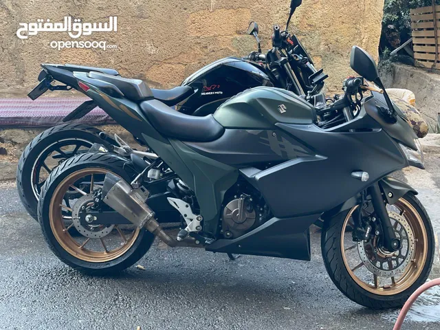 سوزوكي جكسر 250 بحاله جيده لا تحتاج إلي اي صيانه