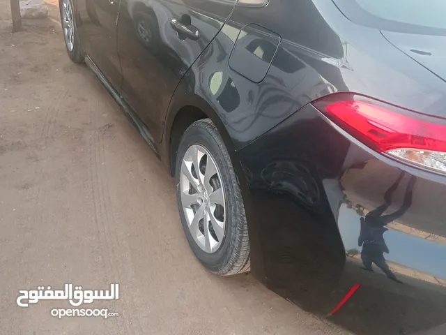 للبيع تويوتا كورلا 21امريكي كفاله عامه محرك 1800