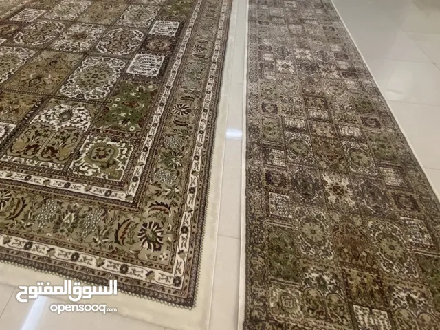 سجاد جديد مع ممر لها نفس الشكل السجاد تركي