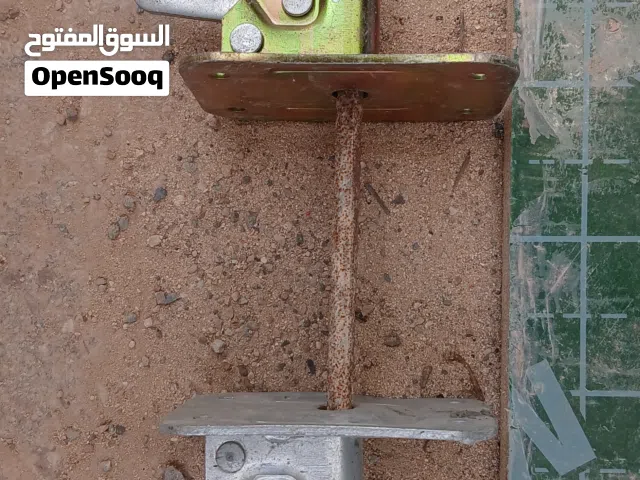 زراقين تثبيت لوح كنتر للخرسانات