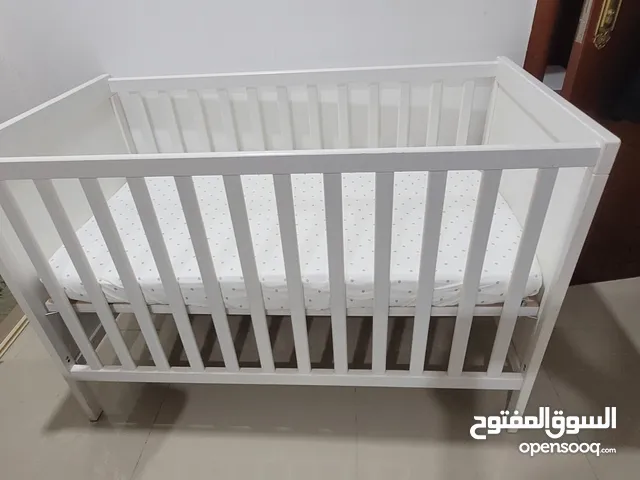 baby crib/ سرير طفل