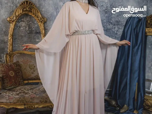 فستان للمناسبات نفس لون الصورة يوجد عدة مقاسات