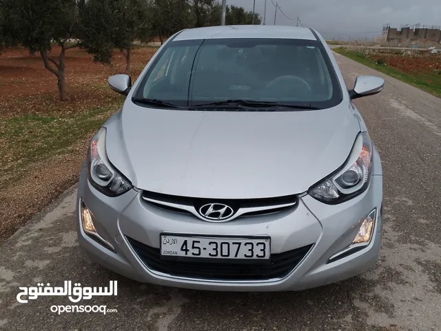 Hyundai Avante 2016 in Madaba