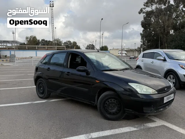 2004 فورد فوكس Standard