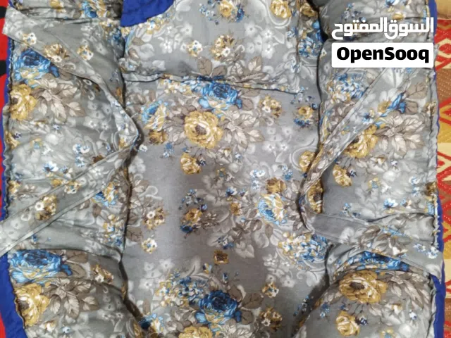 سرير اطفال واحد محمول يدوي مريح جدا