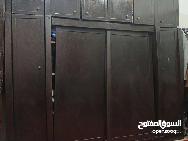 خزانة طابقين كلها رفوف لاتيه وتخوت اولاد