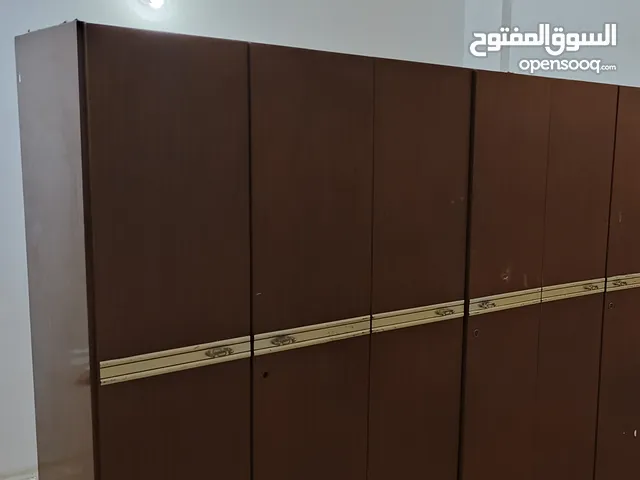 خزانه للبيع قابل للتفاوض