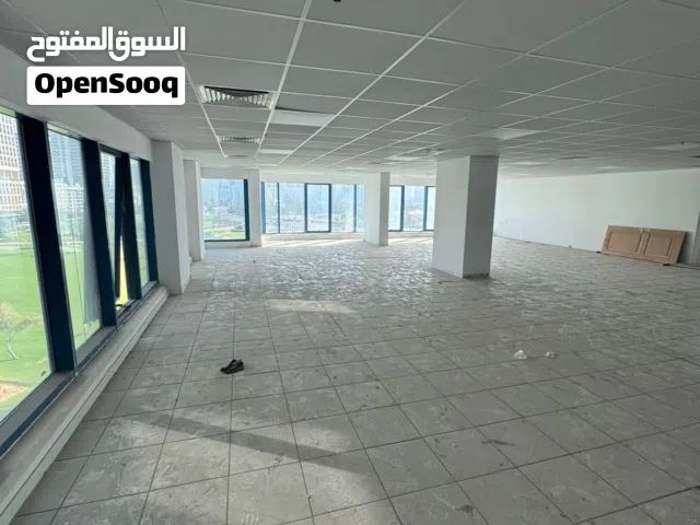 مكتب للايجار السنوى بالمجاز 2 بمساحة كبيرة جدا