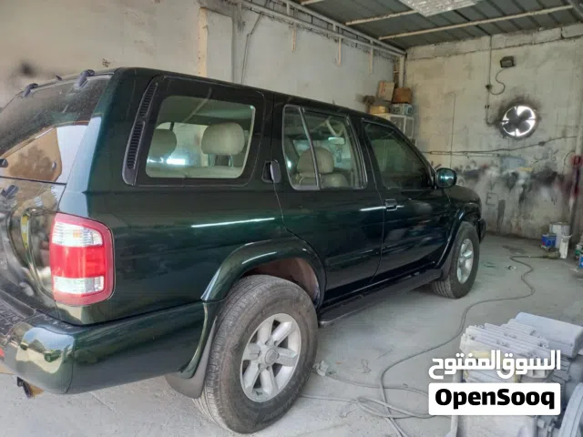 2001 نيسان باثفايندر SL