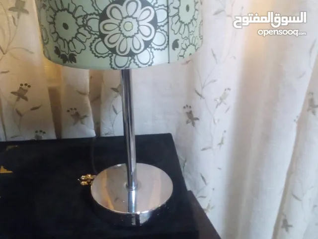 ثريات للبيع الحلا جيده جدا اناره قويه