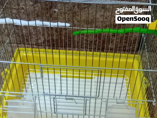 قفص 3 معالف  سوري جديد مع اغراضو  5 دنانير  الموقع خريبه السوق