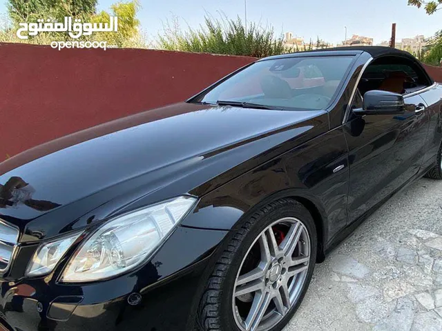 Convertible Mercedes Benz in Amman