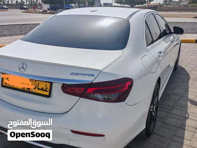 2022 مرسيدس بنز الفئة-E E 300