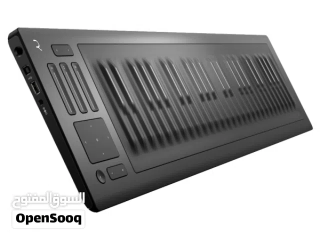 آلة موسيقية  2 Roli seaboard (بيانو كيبورد) للعزف الحي والهندسة الصوتية