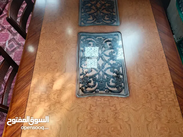 السلام عليكم عندي ميز طعام الطول 280 سم والعرض 120سم مستعمل