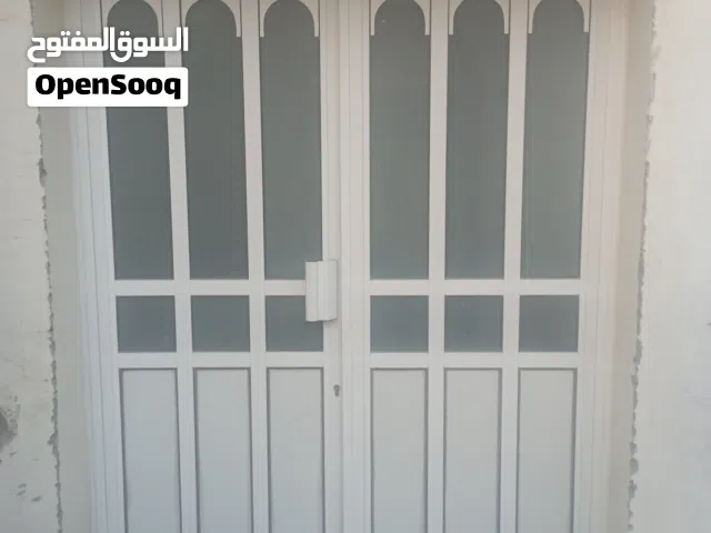 باب المنيوم