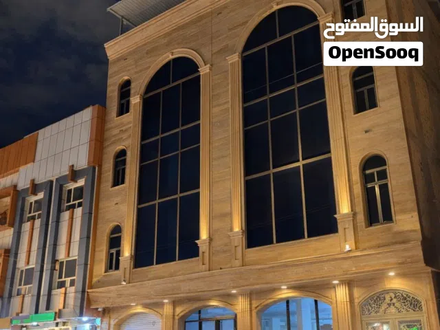 بناية تجارية للإيجار في الجنينة/شارع البهو