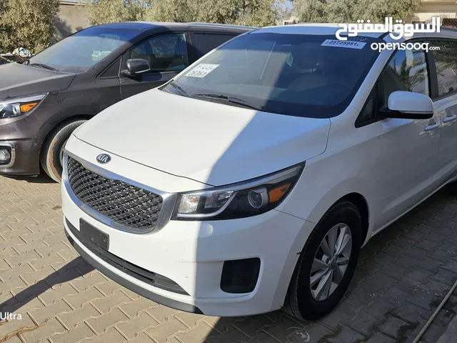 Used Kia Sedona in Benghazi