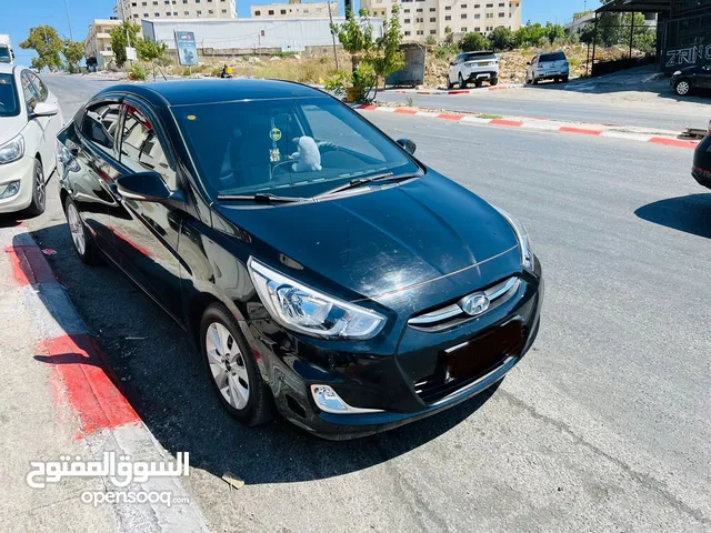 اكسنت 2017 للبيع