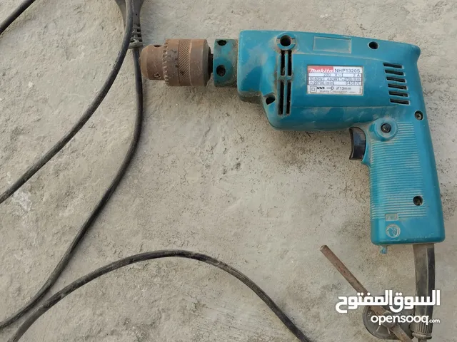 ترابنو كهربائي ماكيتا (عاطلة)70دينار