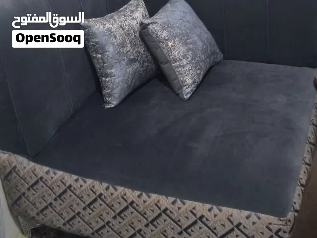 كنبة متر × متر للبيع