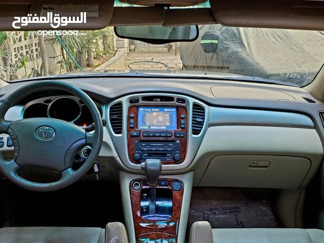 Used Toyota Highlander in Sana'a