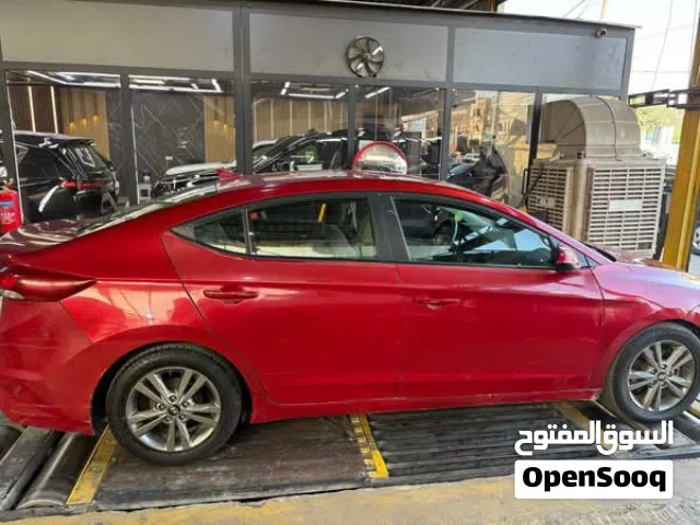 2017 هيونداي النترا SEL