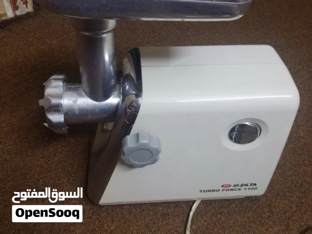 فرامه لحمه وخضار وبتعمل كل شي