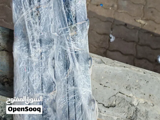 شقة ذو خصوصية عالية. محاطة بجميع الخدمات في منح/ الفيقين