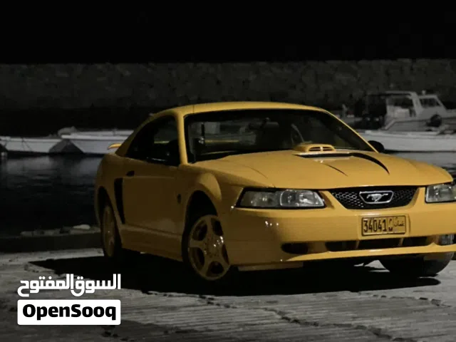 2004 Ford Mustang V6