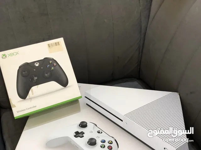 اكس بوكس للبيع او البدل بما يناسب.