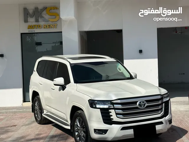SUV Toyota in Muscat