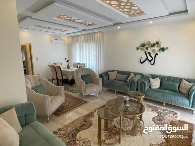 شقة 200 متر في ارقى احياء الجبيهة