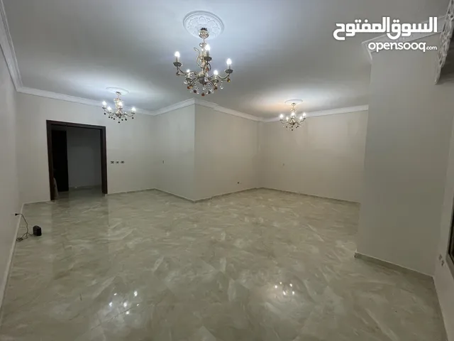189 m2 3 Bedrooms Apartments for Rent in Giza 6th of October