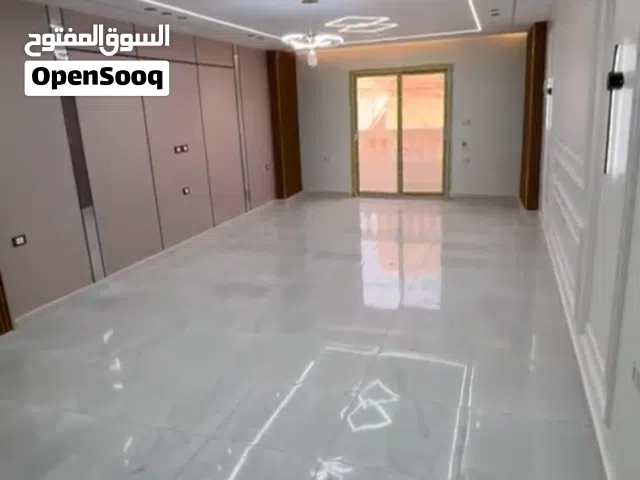 170 m2 Studio Apartments for Sale in Giza Faisal