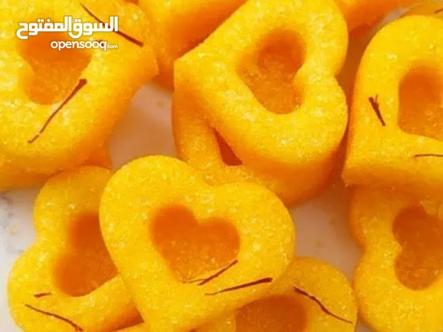 "نباتات أصيلة من أصفهان بنكهات متنوعة للضيافة في الأعياد، سُفرة الزفاف، والضيوف "