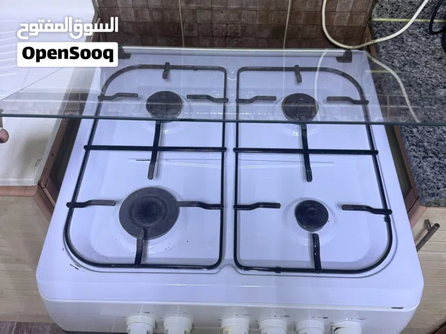 صفقه مستعجله بوتجاز 4 عيون مع فرن سفلي وشوايه ماركه فريجو مستعمل