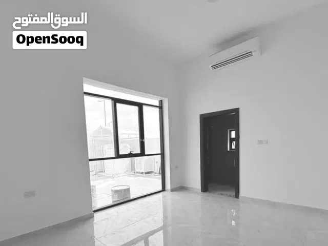 140 m2 2 Bedrooms Apartments for Rent in Abu Dhabi Baniyas