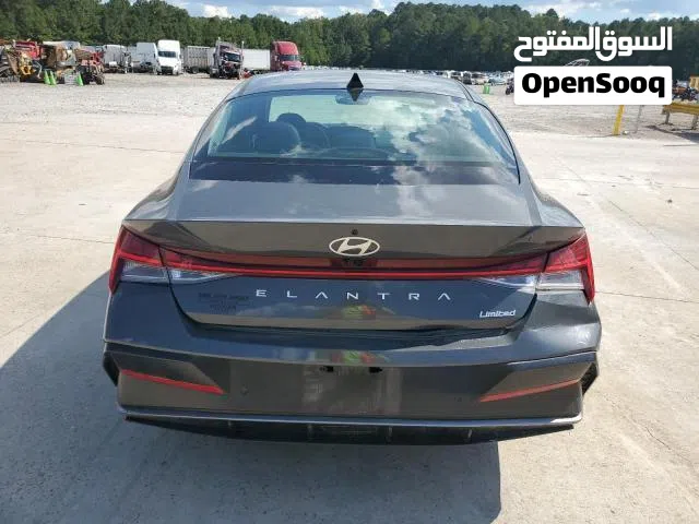 Used Hyundai Elantra in Basra