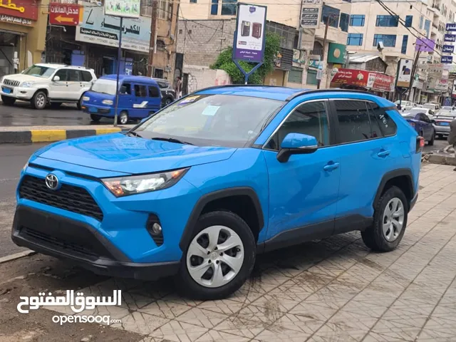 Toyota RAV 4 XLE in Sana'a
